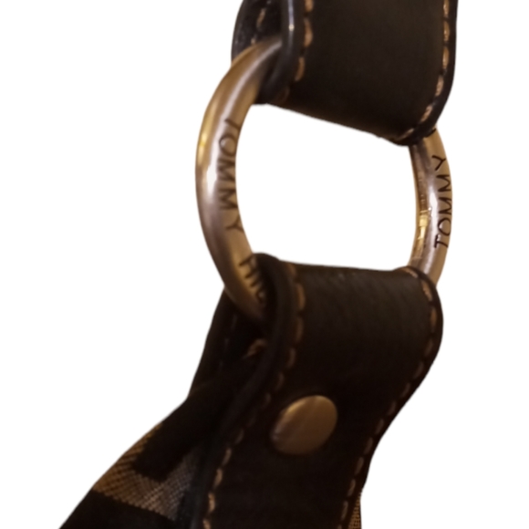 Tommy Hilfiger clutch purse - Picture 5 of 13